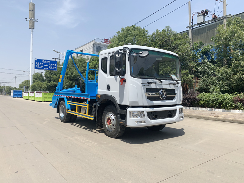 中潔牌XZL5180ZBS6型擺臂式垃圾車(chē)