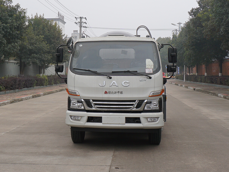 中潔牌XZL5128GXW6型吸污車(chē)