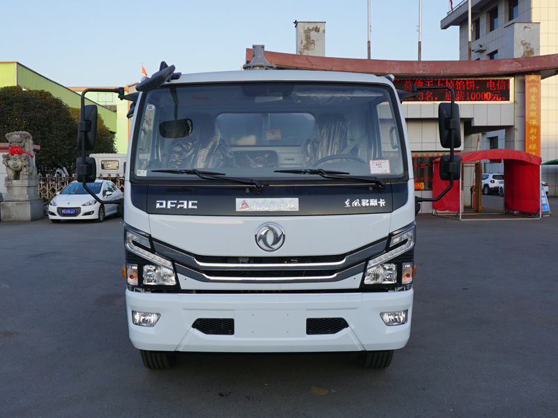 中潔牌XZL5121GXW6型吸污車(chē)