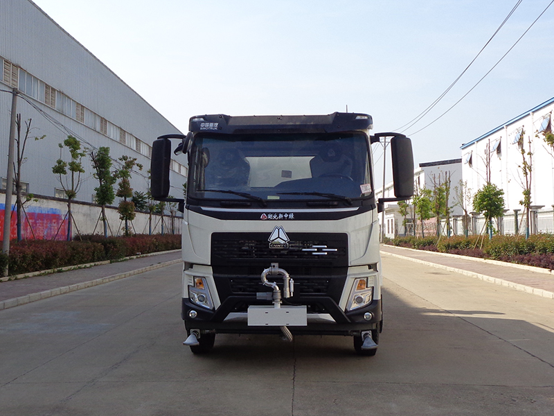 XZL5189GPS6型綠化噴灑車