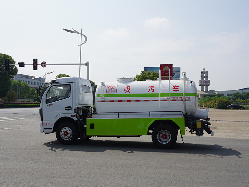 XZL5080GXWBEV型純電動(dòng)吸污車(chē)